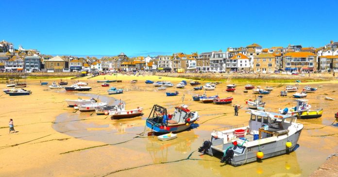 St Ives - a visitor's guide to the 'quintessential' Cornwall seaside town